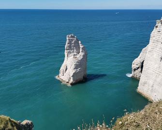 Le Clos des Tempêtes - Étretat