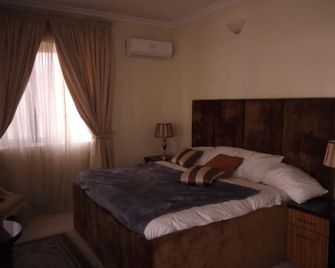 Blossom Court - Ibadan - Bedroom