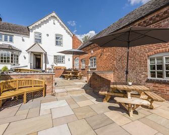 The Admiral Rodney - Worcester - Patio