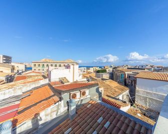Mercato DI Ortigia Apartments - Syrakuzy - Balkon