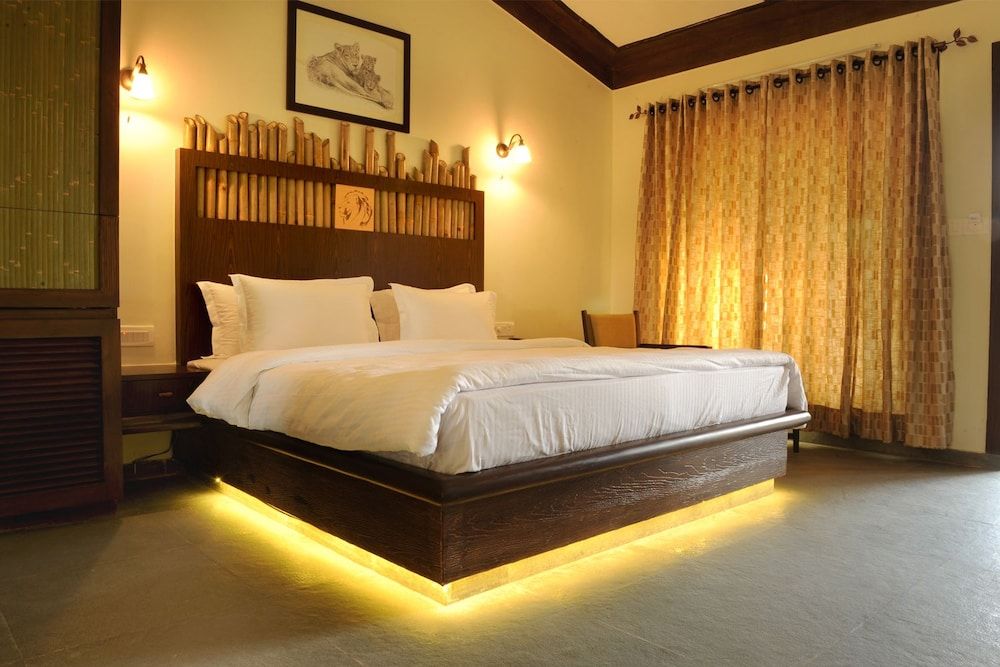 Asiatic Lion Lodge - Sasan Gir - Bedroom