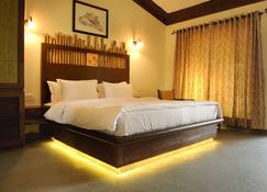 Asiatic Lion Lodge - Sasan Gir - Bedroom