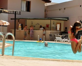 Aybel Inn- Hotel - Goynuk