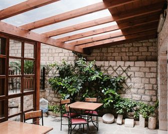 Kentrikon - Janina - Patio