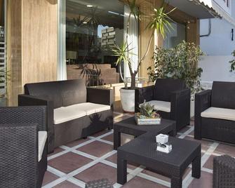 Hotel Baviera - Marbella - Innenhof