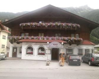 Hotel Garni Pfandl - Neustift im Stubaital