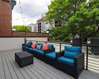 Unit 8 Spacious 2br Penthouse Sleeps 8 - Waszyngton - Balkon
