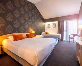Logis Le Relais Fleuri - Avallon - Bedroom