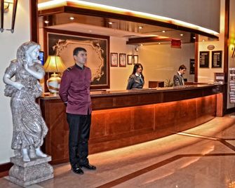 Akgun Elazig Hotel - Elazığ - Recepción