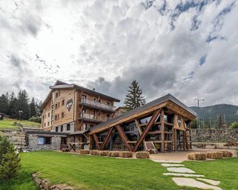 Avalanche - Alpine Boutique Hotel - Sauze d'Oulx - Edificio