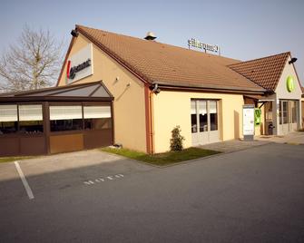Campanile Epernay Dizy - Dizy - Building
