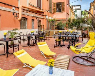 Free Hostels Roma - Roma - Patio