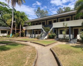 Bakasyunan Resort and Conference Center - Zambales - Iba - Bâtiment