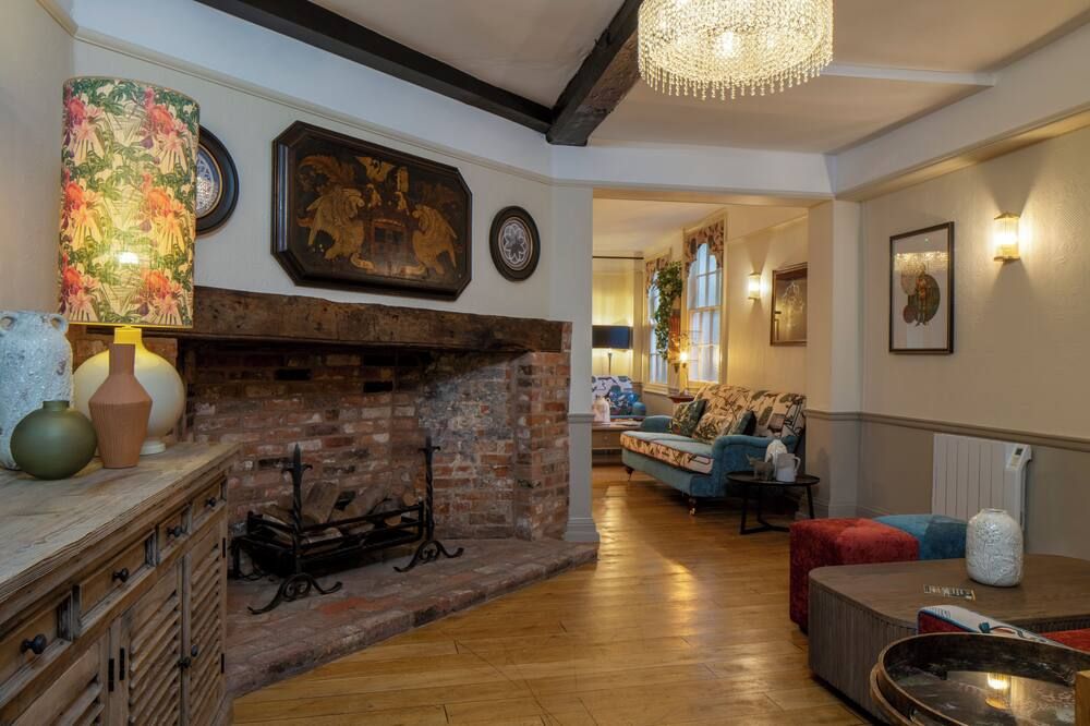 Warwick Arms Hotel - וורוויק