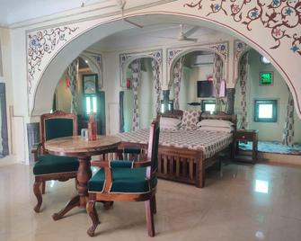Alivaa Heritage Lotwara Fort - Dausa - Bedroom