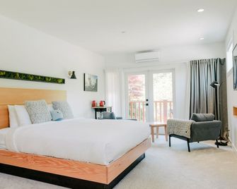 Pluvio restaurant and rooms - Ucluelet - Slaapkamer