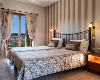 Country Inn - Kallithea