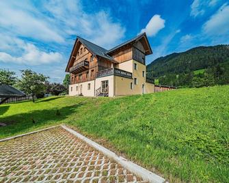Oberweiglhof Penthouse - Rußbach am Pass Gschütt - Gebäude
