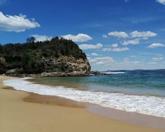 Peaceful Waterfront house Great View Private Jetty - Gosford - Beach