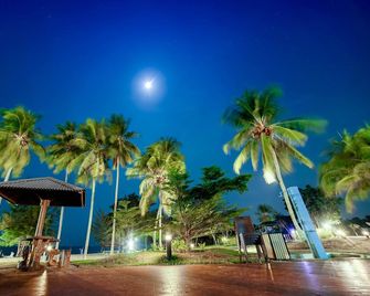 Tunamaya Beach & Spa Resort- Desaru - Bandar Penawar