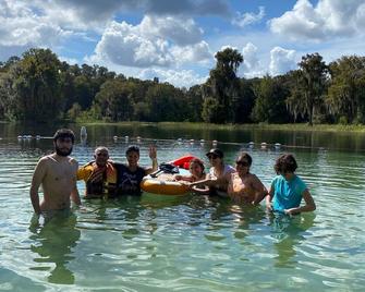Manatee Watch Den 1 Bedroom Pet Friendly - Crystal River