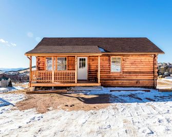 Oso Lucky Lodge in Cripple Creek, CO - Cripple Creek - Building