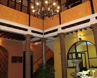 La Catedral Internacional - Quito