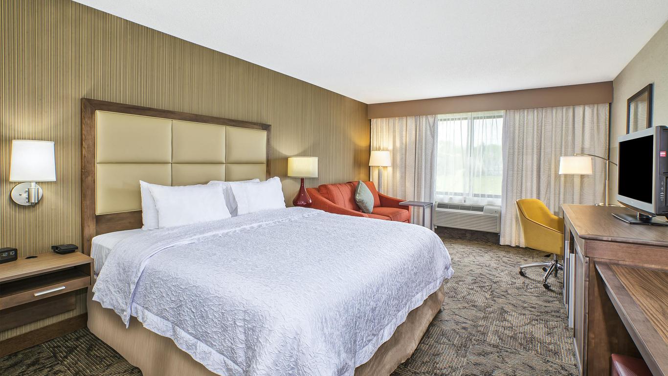 Hampton Inn Detroit/Belleville-Airport Area