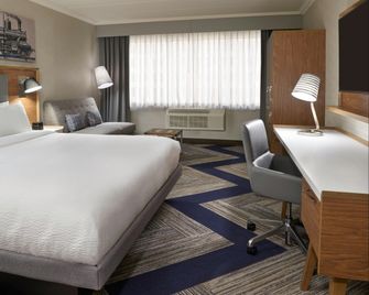 Four Points by Sheraton Windsor Downtown - Windsor - Chambre