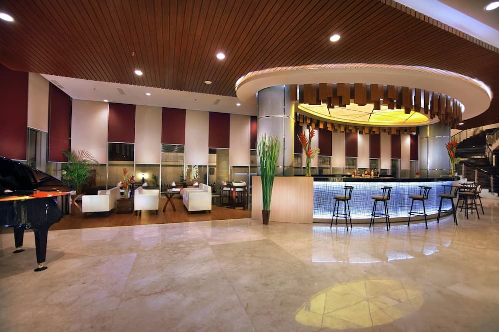 Atria Hotel Malang - Malang - Bar