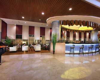 Atria Hotel Malang - Malang - Bar