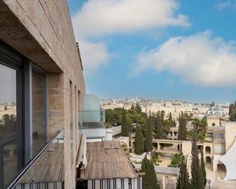 King David Residence Luxury 3 Bd Pool Gym Parking - Jerusalem - Balkong