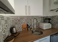 Les Lofts De Provins: Apt 1 - Provins - Kitchen