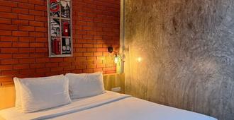 Journey Hostel Surat - Surat Thani - Bedroom