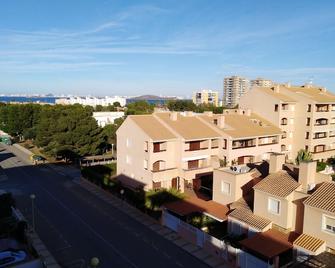 Ap. Elisa: Modern Penthouse, 2 bedrooms / 1 bathroom with roof terrace! - Mar de Cristal - Building