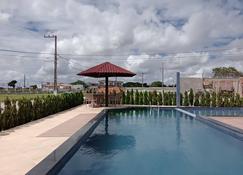 Espaço inteiro aconchegante com estacionamento gratuito no local - Bananeiras - Bể bơi
