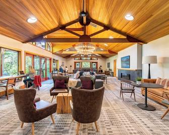 Sockeye by AvantStay Modern 2 BR Condo w Access to Northstar Resort Community - Truckee - Lounge