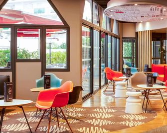 ibis budget Montpellier Sud Près d'Arènes - Montpellier - Building