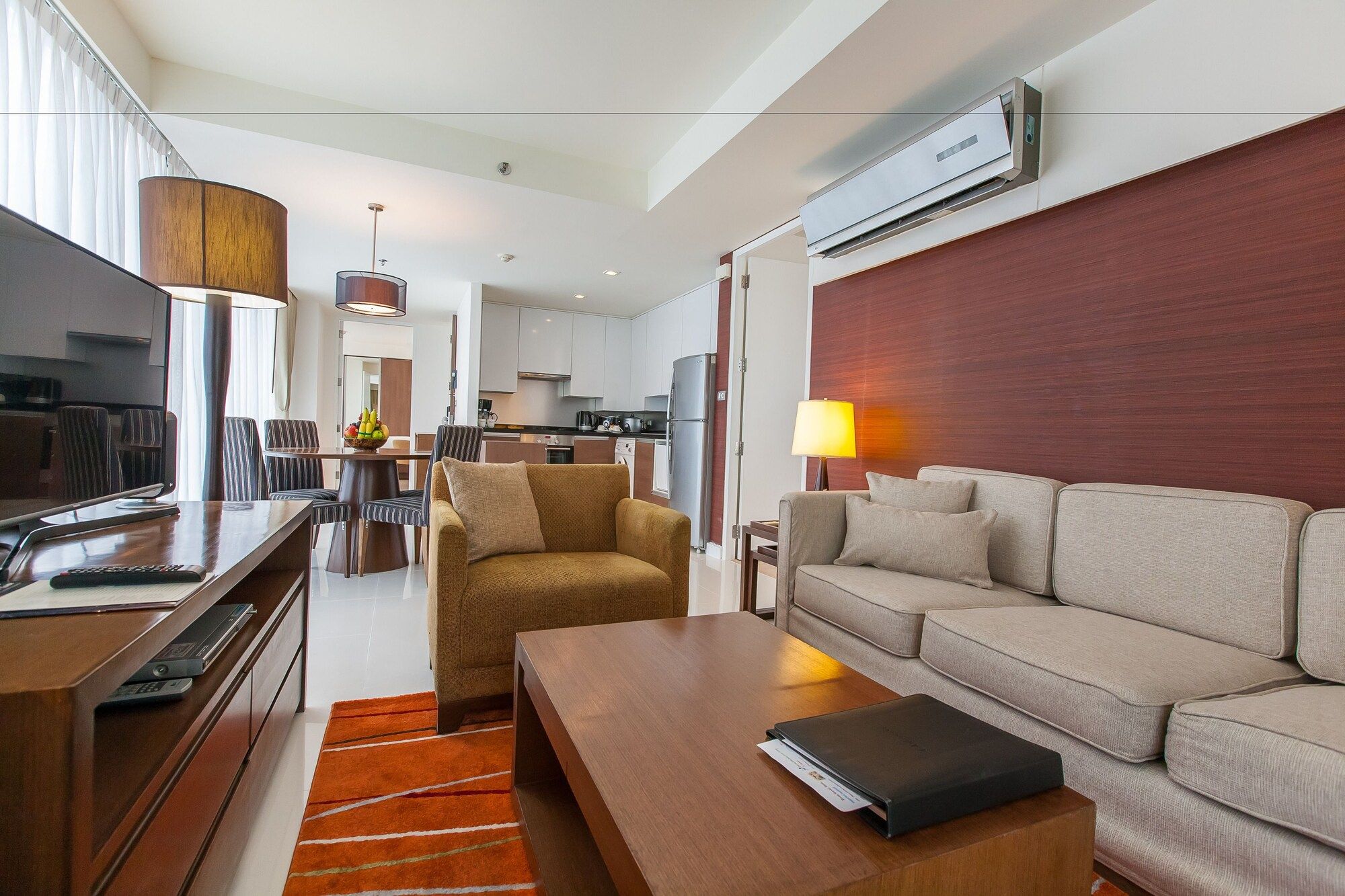 Oakwood Residence Sukhumvit 24 Bangkok