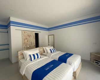 Kura Kura Divers Lodge - Abang - Habitación