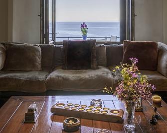 Dionysos Luxury Villa - Ano Polidendri - Sala de estar
