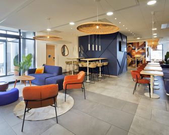 Kyriad Eco - Clermont Ferrand Estaing - Clermont-Ferrand - Hall