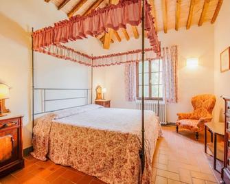 Quaint Farmhouse in Capannoli With Swimming Pool - Terricciola - Bedroom