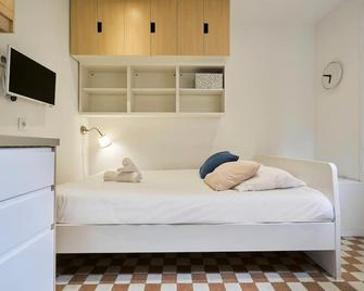 Functional studio for short stays - Lille - Chambre