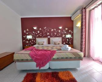 Hotel Bejense - Beja - Bedroom