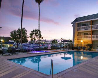 Dana Point Marina Inn - Dana Point - Pool