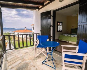 Aktaion Hotel - Kalamos - Balcony