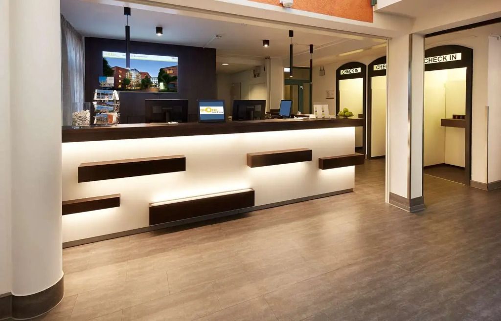 Four Points Flex by Sheraton Hannover - האנובר - דלפק קבלה