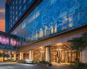Hilton Manila Newport World Resorts - Pasay - Building