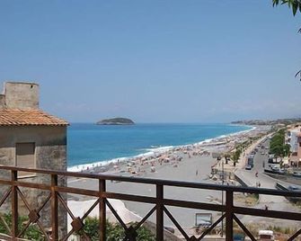 Hotel Diamond Residence - Diamante - Balkon